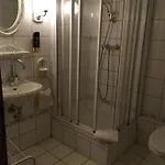 Hostaria Del Castello فندق Marburg