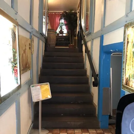 Hotell Hostaria Del Castello Marburg