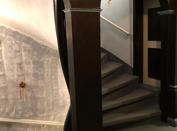 Hostaria Del Castello Szálloda Marburg